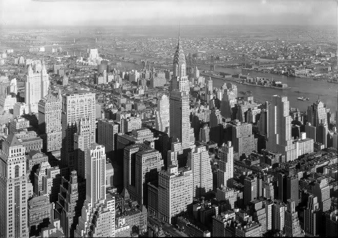 Chrysler_Building_Midtown_Manhattan_New_York_City_1932