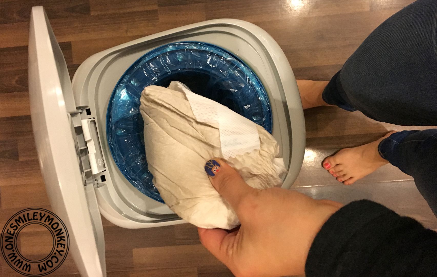 Playtex New Diaper Genie Elite Review {Giving Away 25 FREE Samples!}