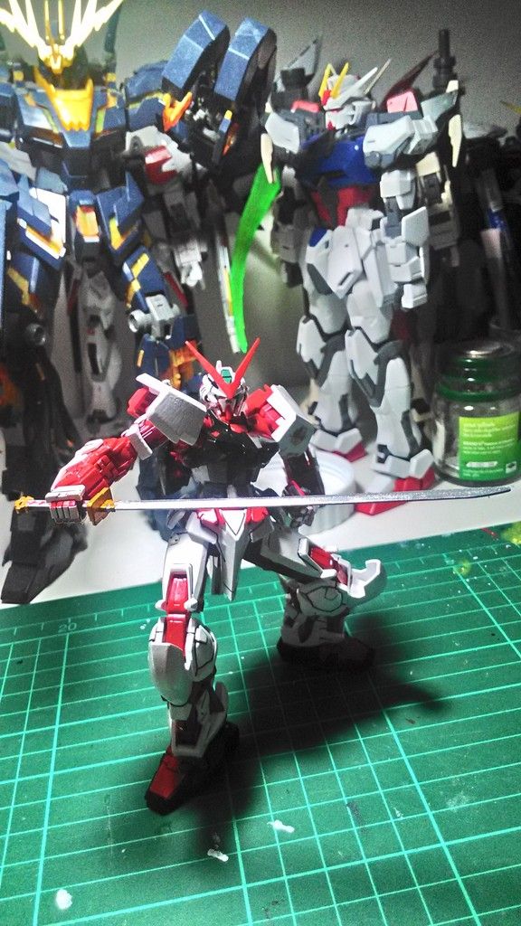 Gundam Astray Red Frame (Flight Unit)[ 1:144 งานพู่กัน  โดย zerokillcid