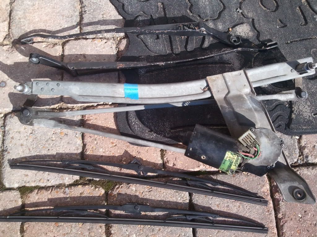 Windshield Motor Plus